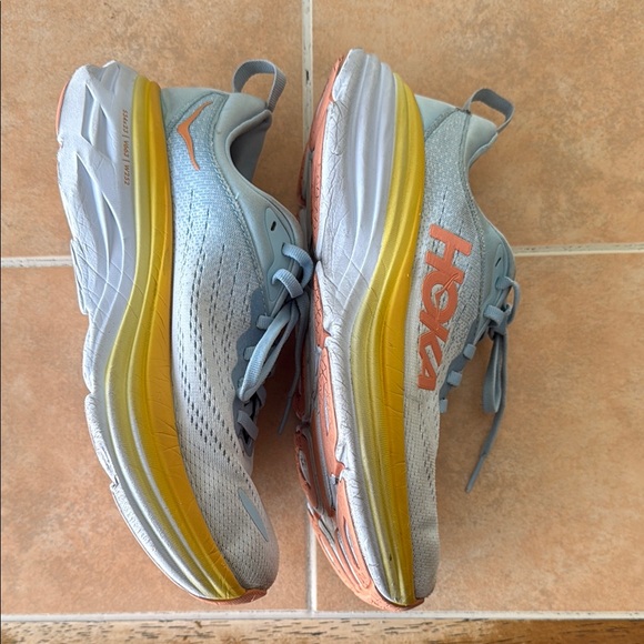 Hoka Bondi 8 Women's Athletic Shoes - Picture 9 of 12